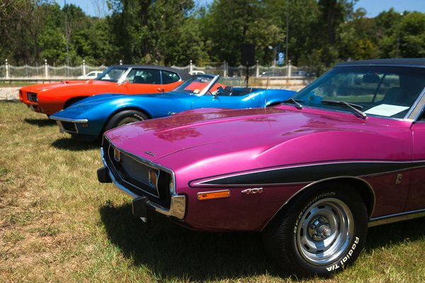 Explore Premier Tailoring for Women's Formal Wear in London: Top-Rated Services Await!